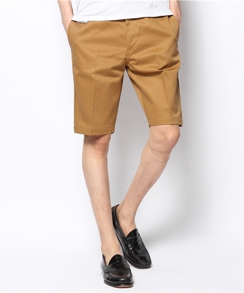 Dickies(ディッキーズ)の「WD874H4 TCツイルショートパンツ(チノパンツ・メンズ・ブラウン/ライトブラウン/ダークネイビー/マルーン/ブルー系その他/モスグリーン/ベージュ/ブラック/ヘザ-グレー/ホワイト/ブルー・30inch/32inch/36inch/28inch/34inch)」の5枚目の写真