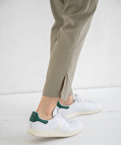 Munich（ミューニック）の「ドライタッチオックス　テーパードパンツ【セットアップ可】（その他パンツ・レディース・ホワイト/ブラック/ライトグリーン/ライトカーキ/ナチュラル・S/M/XS）」の17枚目の写真