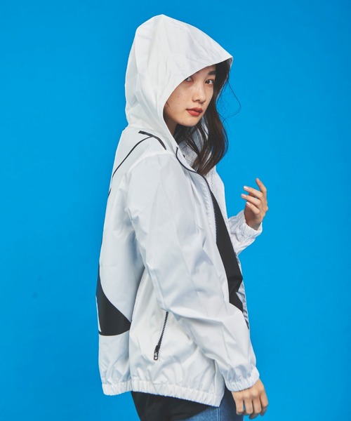 Calvin Klein Jeans(カルヴァンクラインジーンズ)の「CK ONE ロゴ ウィンドブレーカー ジャケット(ナイロンジャケット・メンズ・ホワイト/ブラック/イエロー系その他・S/M/L/XL)」の6枚目の写真