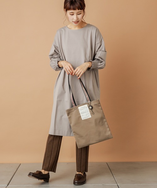 PUAL CE CIN（ピュアルセシン）の「【cotton100％】シャーリング袖チュニック（Tシャツ/カットソー・レディース・ブラウン/ブラック/ピンク/グレー/グレイッシュベージュ・FREE）」の21枚目の写真