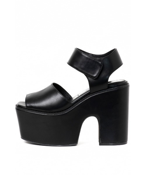 R&E(アールアンドイー)の「【新色入荷BL/C】【R&E】厚底サンダル(サンダル・レディース・ブラウン/ブラック/ブラック系その他・M/L/S)」の10枚目の写真