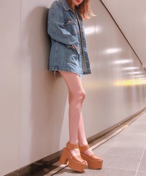 R&E(アールアンドイー)の「【新色入荷BL/C】【R&E】厚底サンダル(サンダル・レディース・ブラウン/ブラック/ブラック系その他・M/L/S)」の7枚目の写真