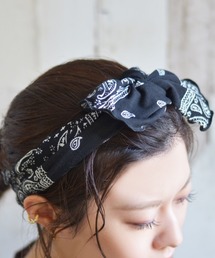 バンダナ柄リボン付きヘアバンド 可愛いバンダナ柄リボン付きヘアバンド♪ - メルカリ