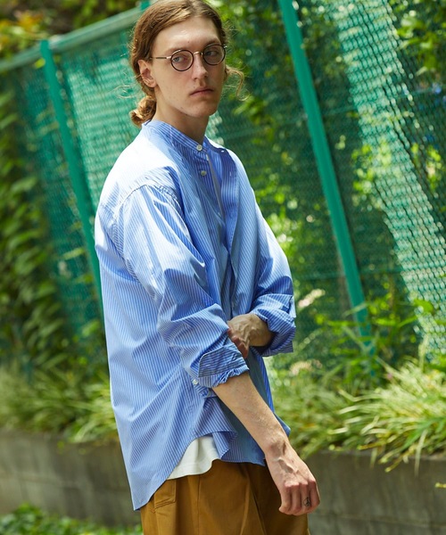 MAISON SPECIAL(メゾンスペシャル)の「【ZOZOTOWN限定】《ユニセックスアイテム》OEKO-TEX/エコテックス サスティナブルオーバーサイズスタンドカラーシャツ 【MAISON SPECIAL/メゾンスペシャル】(シャツ/ブラウス・メンズ・ブラック/サックスブルー/パープル/オフホワイト/ベージュ/ネイビー・44/48/46)」の5枚目の写真