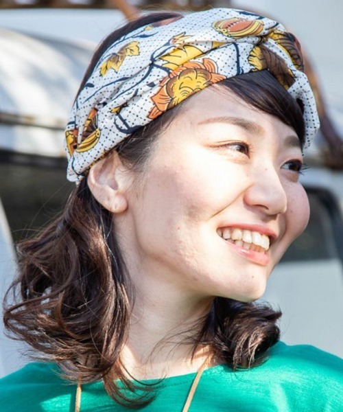 チャイハネ（チャイハネ）の「【チャイハネ】レトロフラワーヘアバンド（ヘアバンド・レディース・ブラウン/ピンク/イエロー/ブルー・FREE）」の13枚目の写真