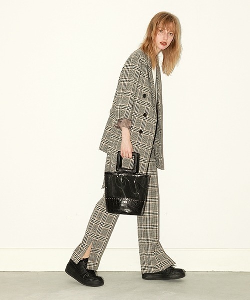 Casselini（キャセリーニ）の「Casselini（キャセリーニ）チュールスタッズバッグ（ハンドバッグ・レディース・ブラック/ブラウン・FREE）」の14枚目の写真