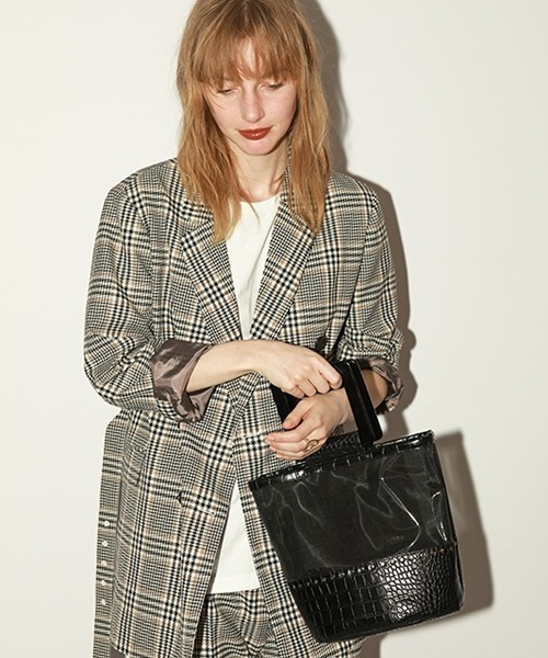 Casselini（キャセリーニ）の「Casselini（キャセリーニ）チュールスタッズバッグ（ハンドバッグ・レディース・ブラック/ブラウン・FREE）」の16枚目の写真