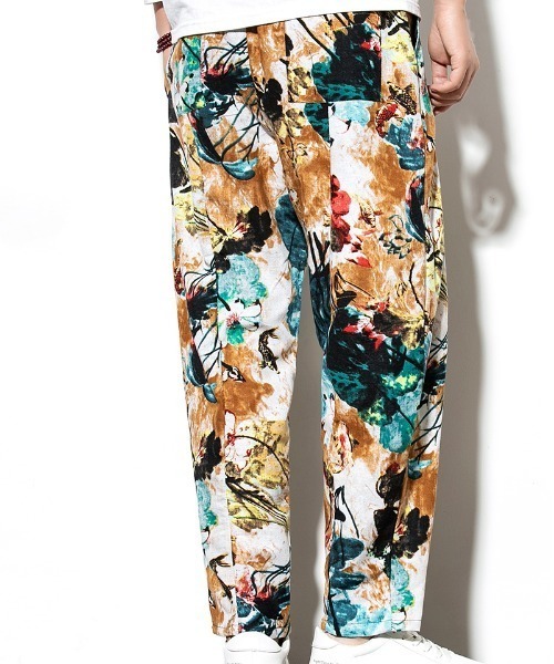 MGV（エムジーヴィー）の「ヴィンテージプリントテーパードイージーパンツ（その他パンツ・メンズ・ベージュ×ブラック/ホワイト×ブラック/ブラウン/ホワイト×グリーン/ブラック×グリーン・MEDIUM/LARGE/X-LARGE）」の6枚目の写真