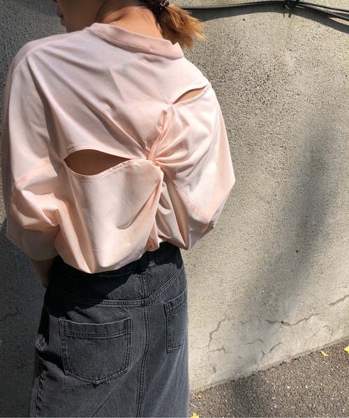 トップス AMERI BACK DETAIL TEE Ameri（アメリ）の「BACK DETAIL TEE（Tシャツ/カットソー