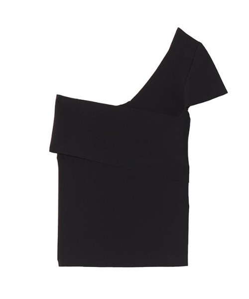 EIMY ISTOIRE（エイミーイストワール）の「アシンメトリーニット