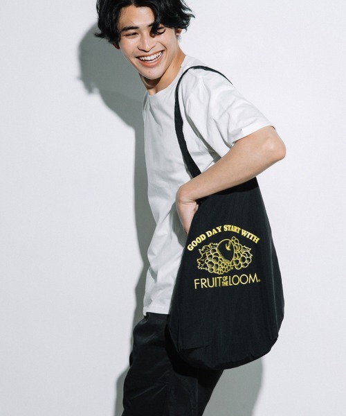 FRUIT OF THE LOOM（フルーツオブザルーム）の「MONO COLOR TOTE BAG M / トートバッグ / A4 / コンパクト / カジュアル（トートバッグ・レディース・ブルー/レッド/イエロー/グリーン・FREE）」の12枚目の写真