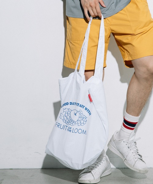 FRUIT OF THE LOOM（フルーツオブザルーム）の「MONO COLOR TOTE BAG M / トートバッグ / A4 / コンパクト / カジュアル（トートバッグ・レディース・ブルー/レッド/イエロー/グリーン・FREE）」の13枚目の写真