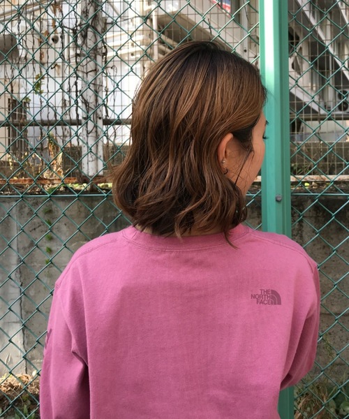 THE NORTH FACE（ザノースフェイス）の「ノースフェイス NTW82032  スリーブプリント ロンＴ（Tシャツ/カットソー・レディース・ローズ/ブラック/ホワイト・S/L/M）」の20枚目の写真