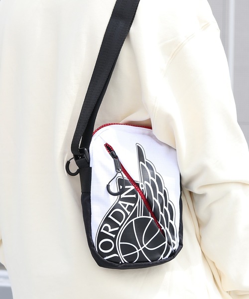 NIKE（ナイキ）の「JORDAN/ジョーダン WINGS FESTIVAL BAG フェスティバルバッグ（ショルダーバッグ）」 WEAR