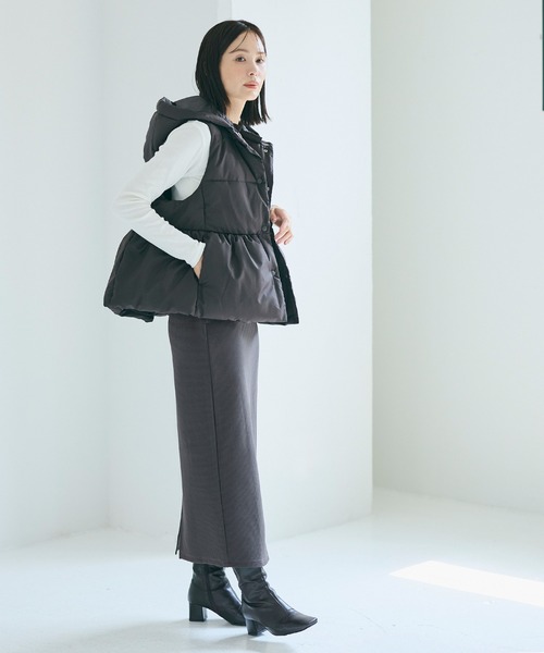 coca（coca）（コカ）の「エンボス加工Iラインスカート（スカート・レディース・ブラック/カーキ/キャメル/ダークベージュ/チャコール・ONE SIZE）」の11枚目の写真