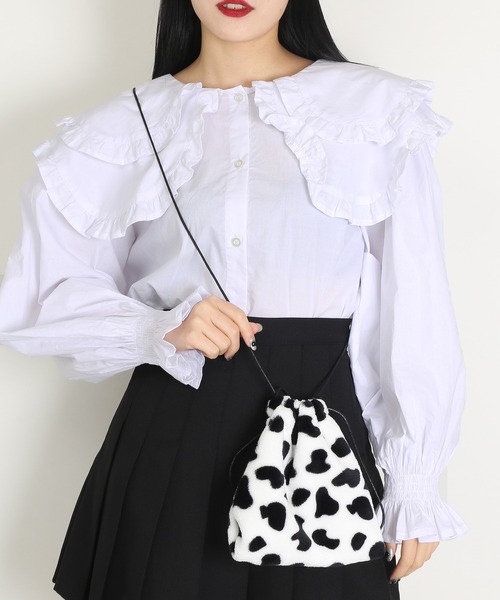 WC（ダブル シー）の「WC/牛柄ポーチ（ポーチ）」 - WEAR