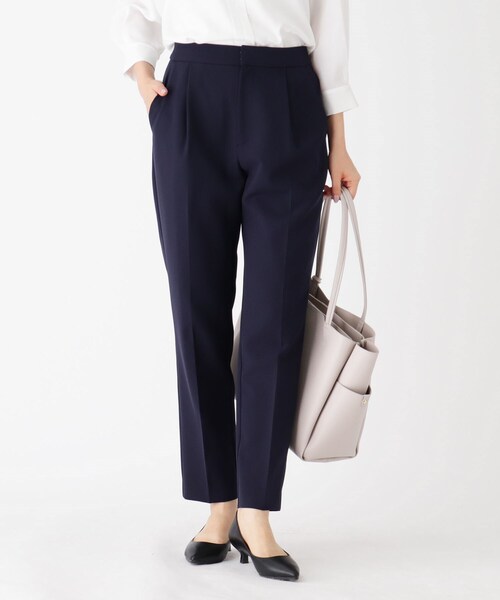 OPAQUE.CLIP(オペークドットクリップ)の「◆CARREMANストレッチテーパードパンツ(スーツパンツ・レディース・ブラック/ネイビー/ライトベージュ・40/38/42/36/34/01/02/03)」の3枚目の写真