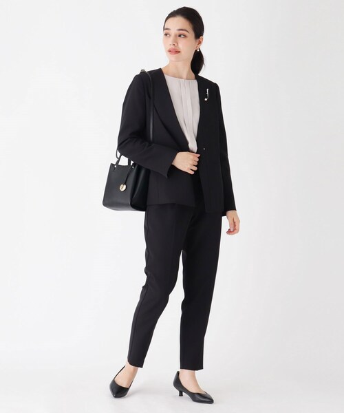 OPAQUE.CLIP(オペークドットクリップ)の「◆CARREMANストレッチテーパードパンツ(スーツパンツ・レディース・ブラック/ネイビー/ライトベージュ・40/38/42/36/34/01/02/03)」の7枚目の写真