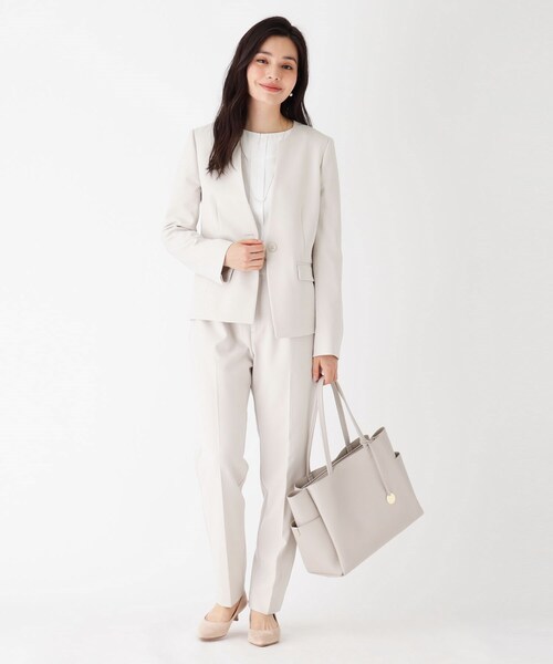 OPAQUE.CLIP(オペークドットクリップ)の「◆CARREMANストレッチテーパードパンツ(スーツパンツ・レディース・ブラック/ネイビー/ライトベージュ・40/38/42/36/34/01/02/03)」の13枚目の写真