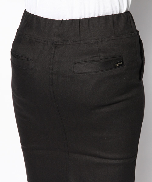 WHO'S WHO gallery（フーズフーギャラリー）の「【期間限定セール】【TIGHTY】Pencil スカート（スカート・レディース・オフホワイト/レッド/ネイビー/グレー/ブラック・SMALL/MEDIUM）」の12枚目の写真