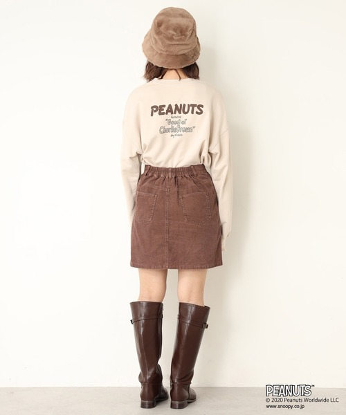 one after another NICE CLAUP(ワンアフターアナザーナイスクラップ)の「スヌーピー/プリントトレーナー(Tシャツ/カットソー・レディース・ベージュ/アイボリー/モカ・FREE)」の10枚目の写真