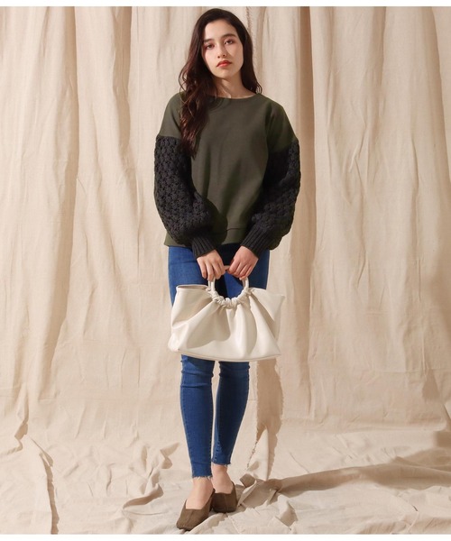 Alluge（アルージュ）の「ポップコーンスリーブトップスセーター（Tシャツ/カットソー・レディース・グレー/アイボリー・FREE）」の7枚目の写真