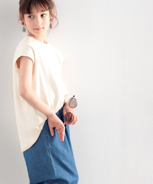 classicalelf（クラシカルエルフ）の「≪キッズ≫ふんわり柔らか、オーガニックコットン。配色ステッチフレンチTシャツ（Tシャツ/カットソー・キッズ・ベージュ/オフホワイト/モカ/チャコール・130/140/150/160）」の4枚目の写真