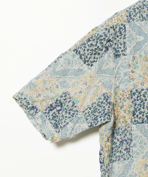 KUON（クオン）の「KUON / 別注 フローラルプリント パッチワーク プルオーバーシャツ（Tシャツ/カットソー・メンズ・ライトグレー・MEDIUM/LARGE）」の6枚目の写真