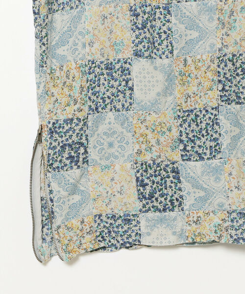 KUON（クオン）の「KUON / 別注 フローラルプリント パッチワーク プルオーバーシャツ（Tシャツ/カットソー・メンズ・ライトグレー・MEDIUM/LARGE）」の5枚目の写真