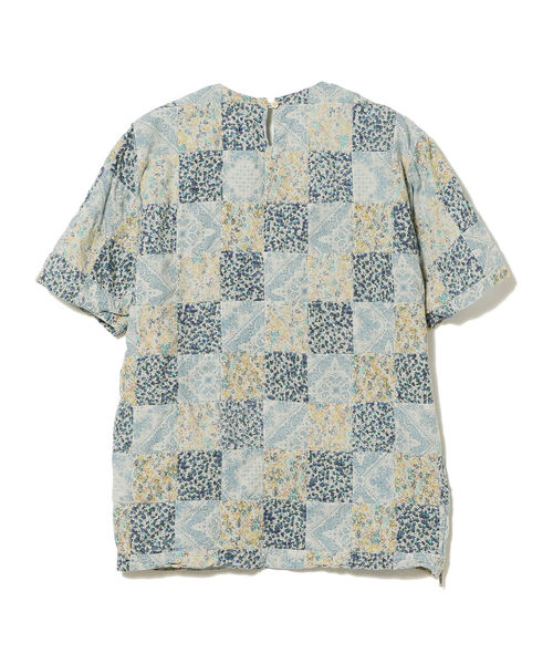 KUON（クオン）の「KUON / 別注 フローラルプリント パッチワーク プルオーバーシャツ（Tシャツ/カットソー・メンズ・ライトグレー・MEDIUM/LARGE）」の4枚目の写真