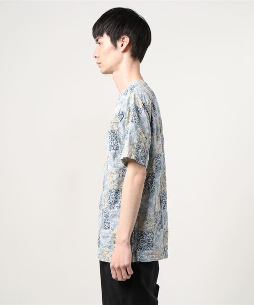 KUON（クオン）の「KUON / 別注 フローラルプリント パッチワーク プルオーバーシャツ（Tシャツ/カットソー・メンズ・ライトグレー・MEDIUM/LARGE）」の10枚目の写真