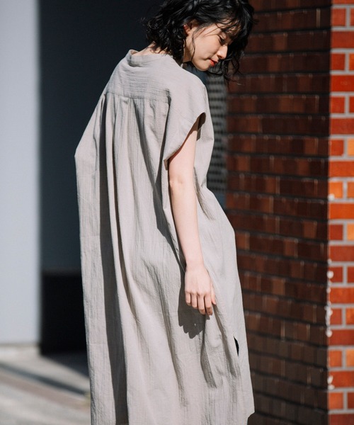 Munich（ミューニック）の「コットンリネンボイルキャッチワッシャー　ビッグワンピース（ワンピース・レディース・ホワイト/ブラック/グレイッシュベージュ・FREE）」の8枚目の写真