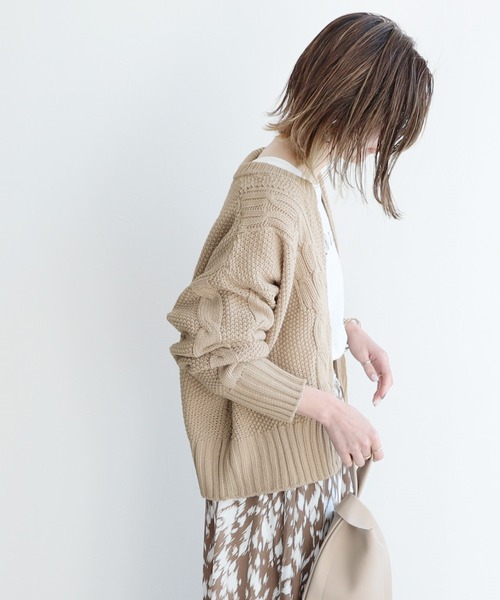 reca（レカ）の「ケーブル編みニットカーディガン（カーディガン/ボレロ・レディース・ベージュ/アイボリー・FREE）」の13枚目の写真