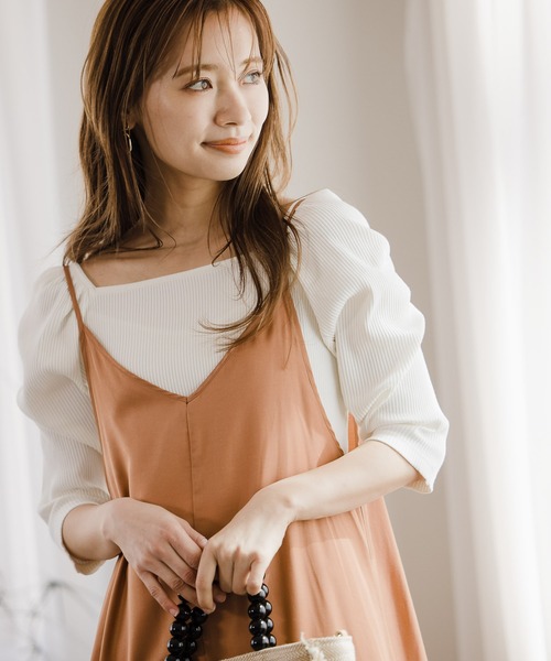 mysty woman（ミスティウーマン）の「パワショル2WAYプルオーバー 942709（Tシャツ/カットソー・レディース・ブラック/オフホワイト/ライトベージュ/ベージュ・FREE）」の3枚目の写真