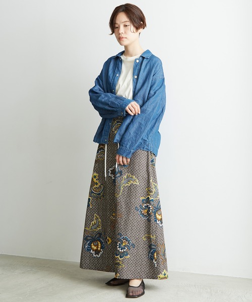 cardo fabrica（カルドファブリカ）の「◇アフリカンバティックテーパード台形マキシスカート（スカート・レディース・グレー/グリーン・FREE）」の11枚目の写真