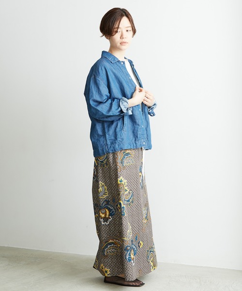 cardo fabrica（カルドファブリカ）の「◇アフリカンバティックテーパード台形マキシスカート（スカート・レディース・グレー/グリーン・FREE）」の8枚目の写真