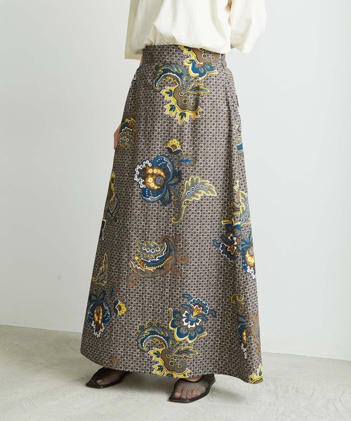 cardo fabrica（カルドファブリカ）の「◇アフリカンバティックテーパード台形マキシスカート（スカート・レディース・グレー/グリーン・FREE）」の17枚目の写真