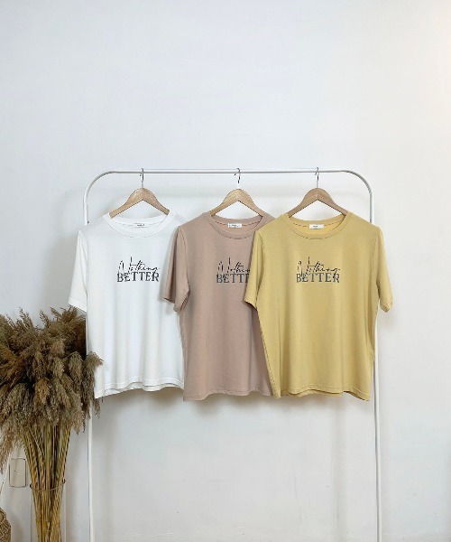 CEMONEMO（セモネモ）の「NOTHING BETTER ロゴ プリント Tシャツ（Tシャツ/カットソー・レディース・ホワイト/ピンク/イエロー・FREE）」の5枚目の写真