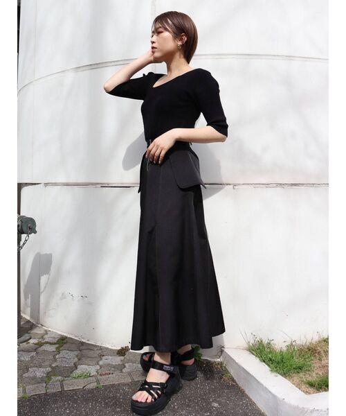 MURUA（ムルーア）の「ランダムリブニットハーフトップス（ニット/セーター・レディース・ブラック/ベージュ/オフホワイト/ブルー・FREE）」の14枚目の写真