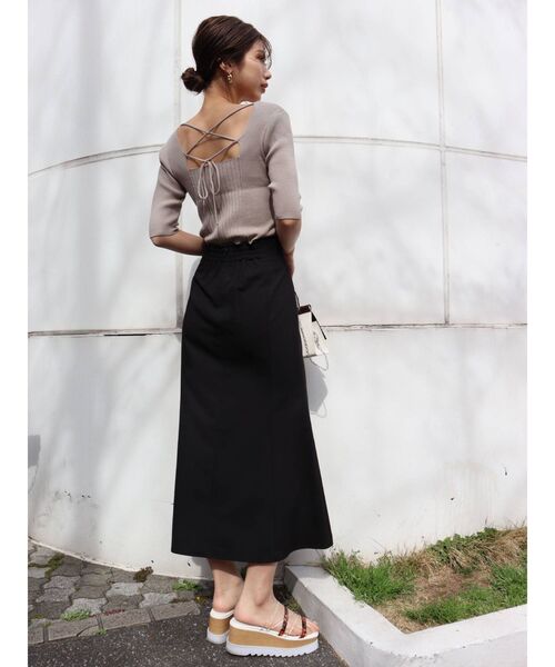 MURUA（ムルーア）の「ランダムリブニットハーフトップス（ニット/セーター・レディース・ブラック/ベージュ/オフホワイト/ブルー・FREE）」の9枚目の写真