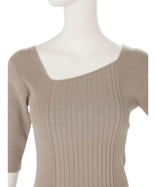 MURUA（ムルーア）の「ランダムリブニットハーフトップス（ニット/セーター・レディース・ブラック/ベージュ/オフホワイト/ブルー・FREE）」の10枚目の写真