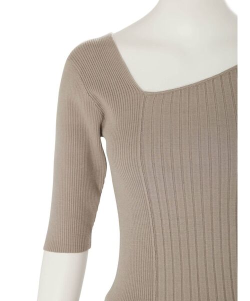 MURUA（ムルーア）の「ランダムリブニットハーフトップス（ニット/セーター・レディース・ブラック/ベージュ/オフホワイト/ブルー・FREE）」の22枚目の写真