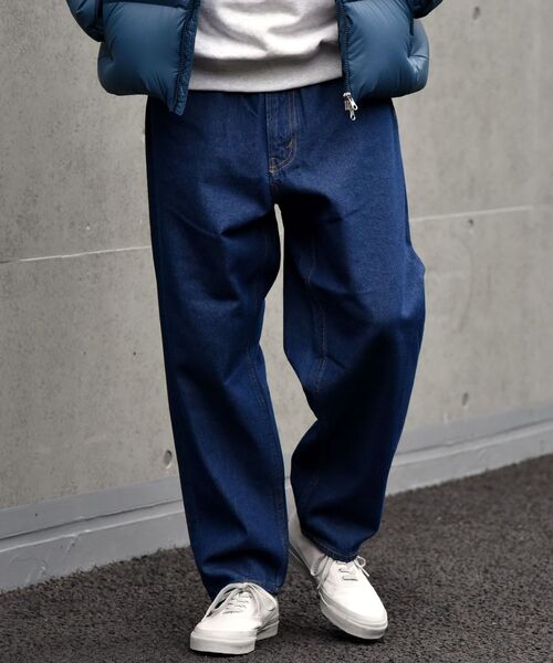 SHIPS（シップス）の「【WEB限定】SHIPS: バルーン シルエット ワイド テーパード デニム パンツ（デニムパンツ・メンズ・ライトブルー/ネイビー/ブルー・SMALL/MEDIUM/LARGE）」の2枚目の写真