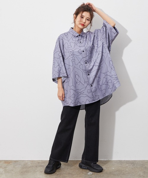 JUNRED（ジュンレッド）の「ラインアートペイントビックシャツ（シャツ/ブラウス・メンズ・ホワイト/ブラック/パープル系その他・M/L）」の20枚目の写真