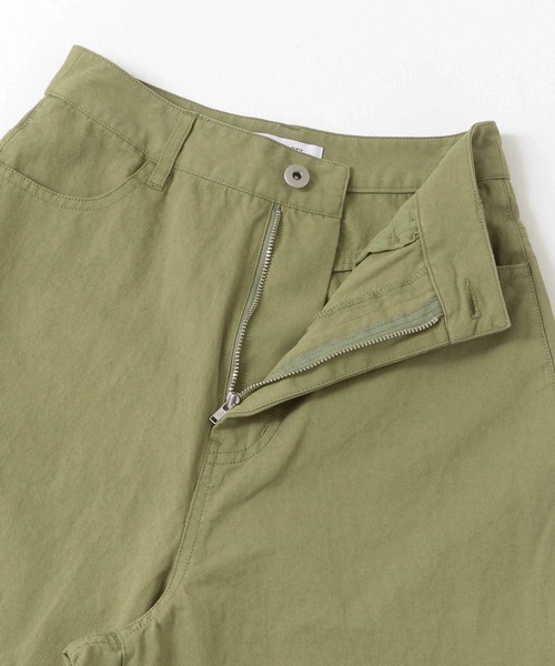 URBAN RESEARCH Sonny Label（アーバンリサーチサニーレーベル）の「ワイドチノパンツ（その他パンツ・レディース・グレー系その他/カーキ/ベージュ・38/36）」の21枚目の写真