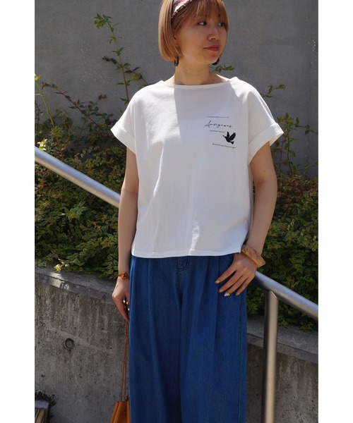 NICOLE white（ニコルホワイト）の「プリントＴシャツ（Tシャツ/カットソー・レディース・チャコールグレー/ブラウン/オフホワイト・FREE）」の2枚目の写真