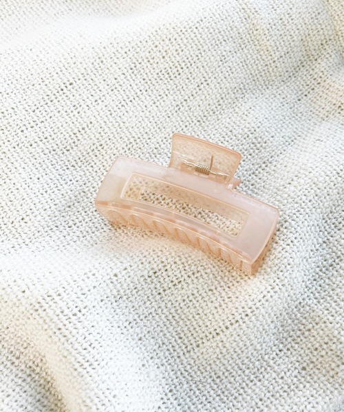 kutir（クティール）の「ビッグスクエアバンスクリップ（バレッタ/ヘアクリップ・レディース・ライトグレー/ライトグリーン/モカ/ラベンダー/ライトベージュ/ライトピンク・FREE）」の6枚目の写真
