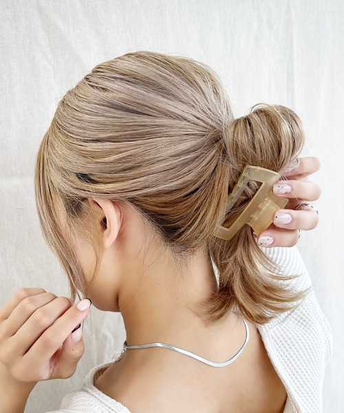 kutir（クティール）の「ビッグスクエアバンスクリップ（バレッタ/ヘアクリップ・レディース・ライトグレー/ライトグリーン/モカ/ラベンダー/ライトベージュ/ライトピンク・FREE）」の13枚目の写真