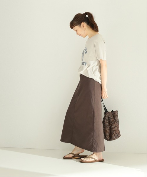 JOURNAL STANDARD relume(ジャーナルスタンダード レリューム)の「ONIBEGIE(オニベジ)ナイロンオックススカート◆(スカート・レディース・チョコ/キャメル/ネイビー/ブラウン・38/36)」の12枚目の写真