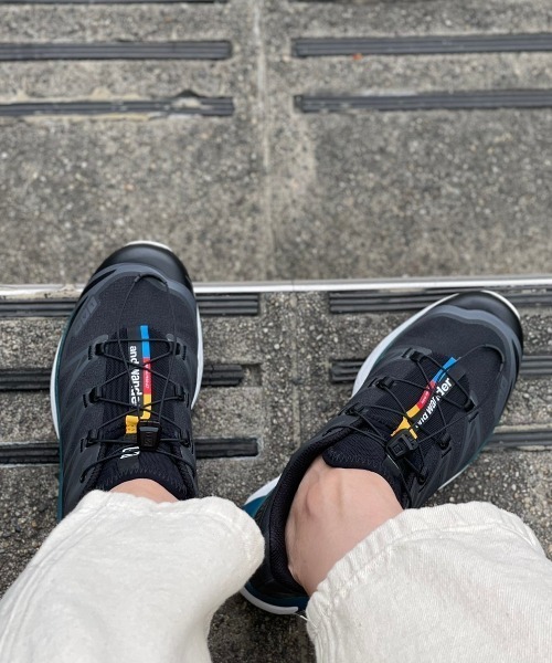 and wander（アンドワンダー）の「and wander/アンドワンダー　SALOMON XT-6 for and wander 5741278433（スニーカー・メンズ・ブラック・26/27/28/29）」の3枚目の写真